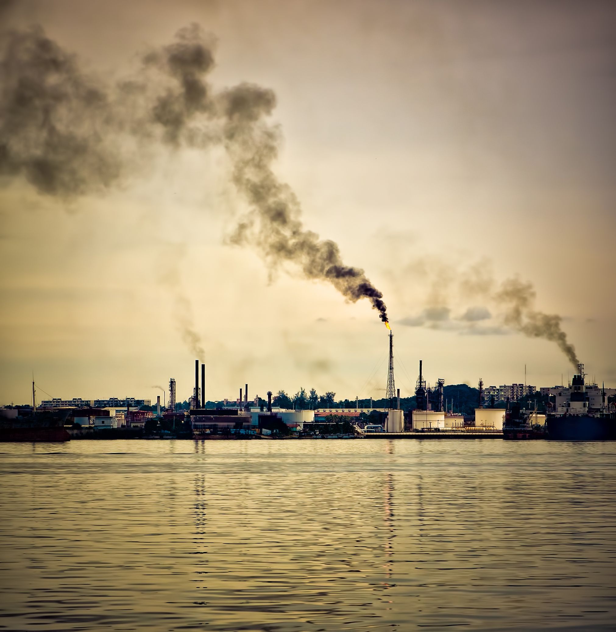 How to Buy Oil and Gas Royalties for Small Investors