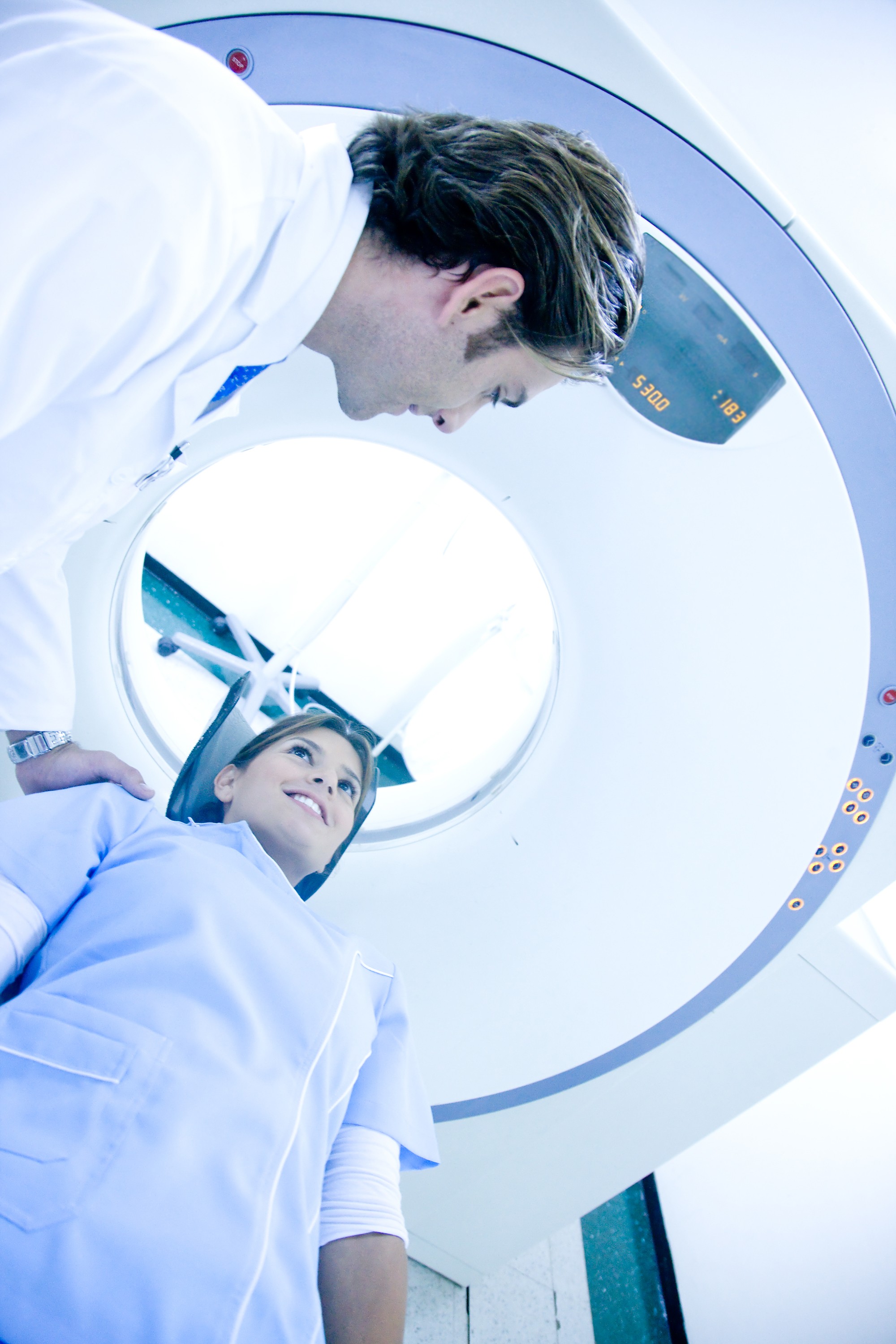 Deep Breathing, Open Imaging: 5 Ways to Manage MRI Claustrophobia