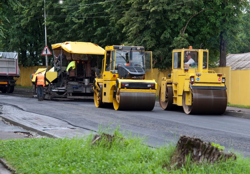 Asphalt Recycling: What Asphalt Contractors Can Tell Their Clients
