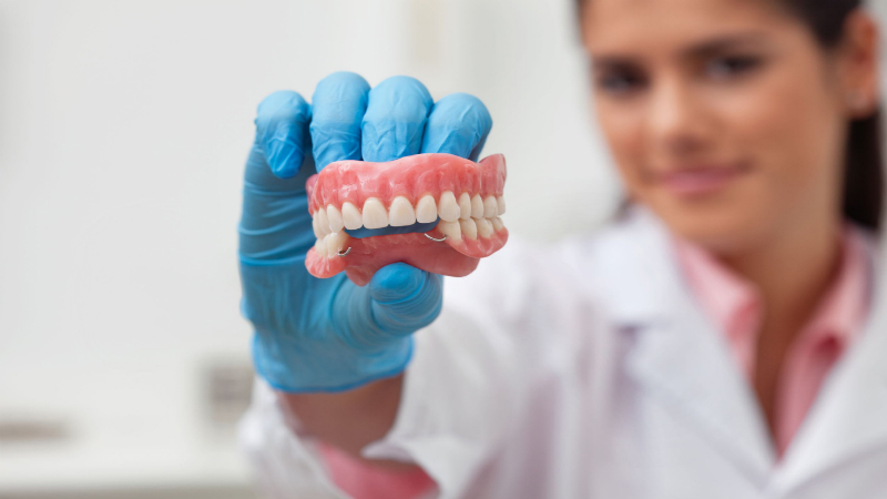 Why Choose Cosmetic Dentistry, Find a Dentist in Chicago