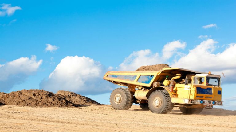 Top Signs You Should Purchase a New Dump Truck Body in Fresno