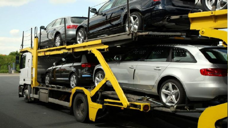 The Advantages of Using a Professional Auto Transport in Atlanta, GA