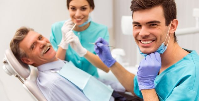 Visit your General Dentist in Lincoln Park Chicago IL