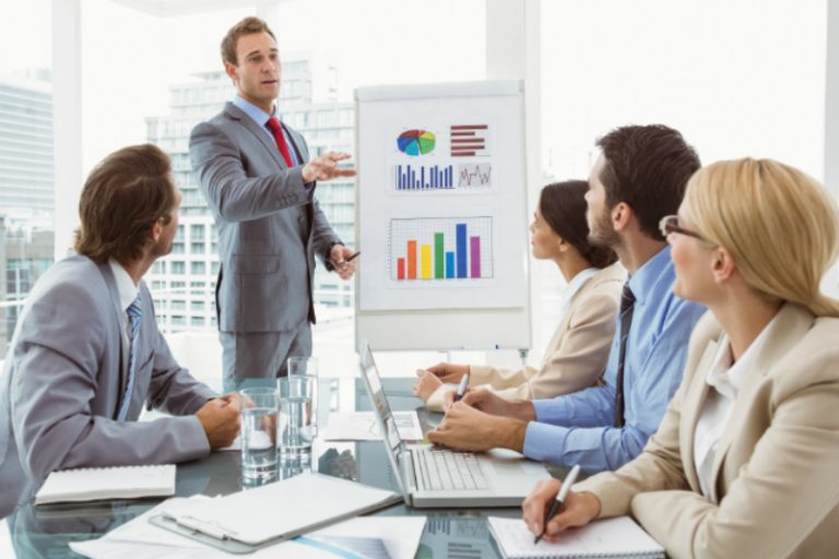 The Benefits of Using a Financial Advisor to Meet Your Goals