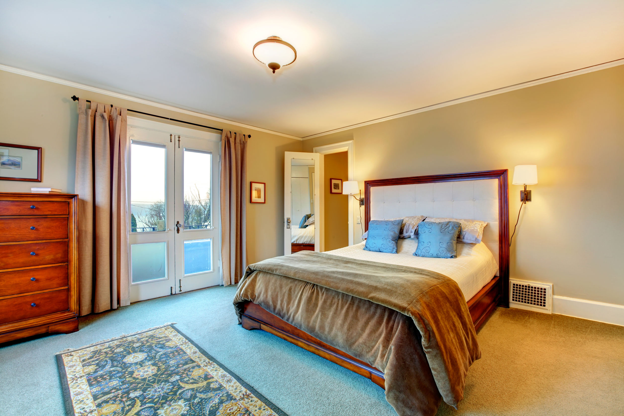 Mastering the Art of Minimalism with Bedroom Interior Design in Boca Raton, FL