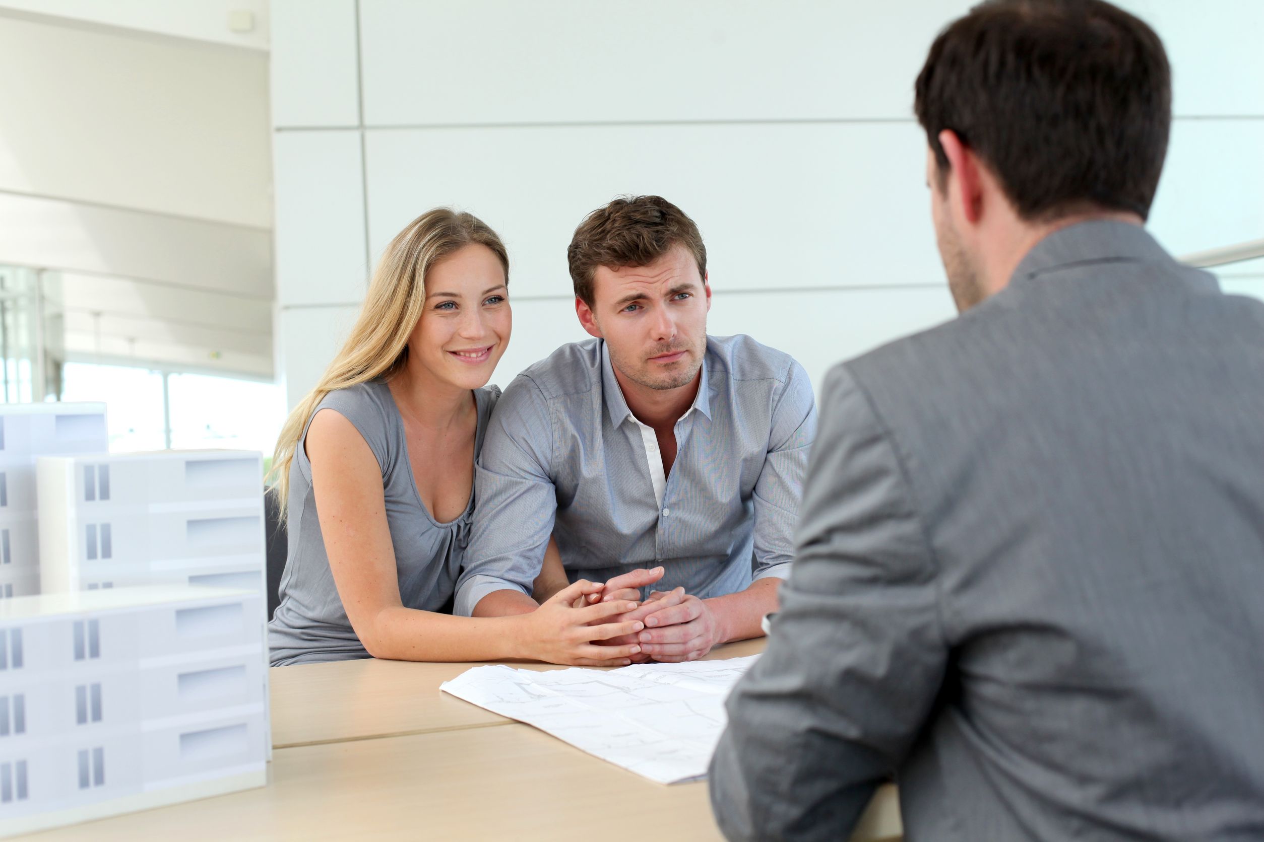 What Is a Certified Investment Advisor in California?